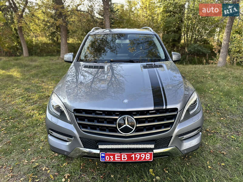 Позашляховик / Кросовер Mercedes-Benz M-Class 2012 в Ковелі