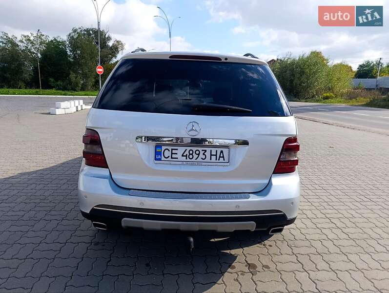 Позашляховик / Кросовер Mercedes-Benz M-Class 2005 в Чернівцях