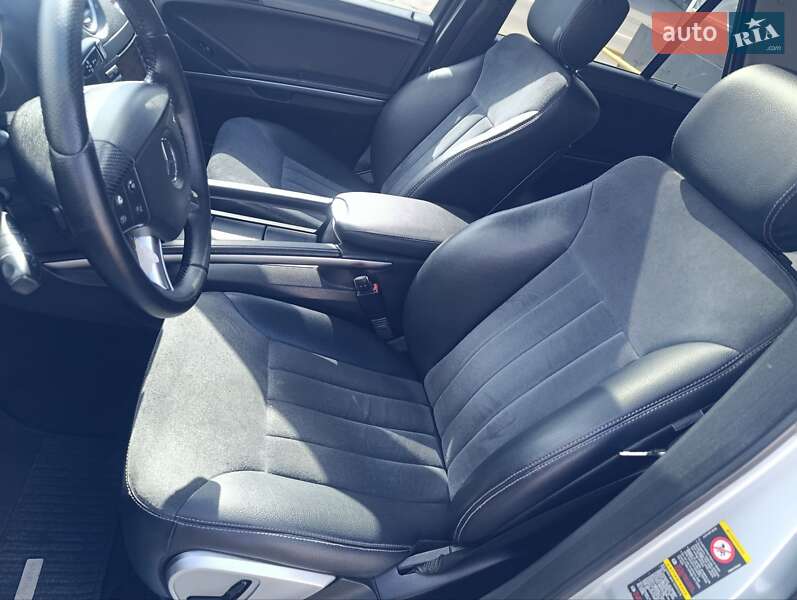 Позашляховик / Кросовер Mercedes-Benz M-Class 2005 в Чернівцях