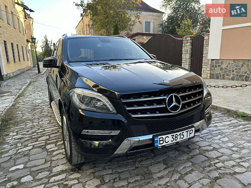 Позашляховик / Кросовер Mercedes-Benz M-Class 2012 в Кам'янець-Подільському фото 2 Позашляховик / Кросовер Mercedes-Benz M-Class 2012 в Кам'янець-Подільському