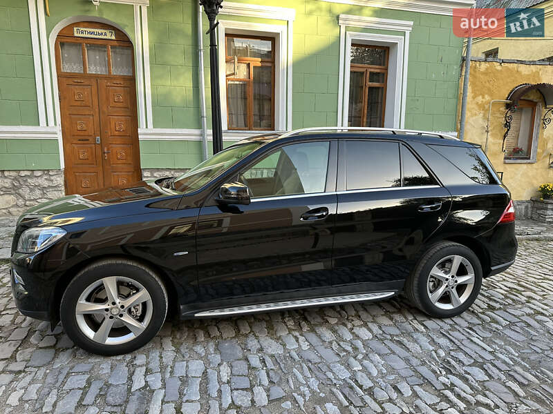 Позашляховик / Кросовер Mercedes-Benz M-Class 2012 в Кам'янець-Подільському фото 5 Позашляховик / Кросовер Mercedes-Benz M-Class 2012 в Кам'янець-Подільському