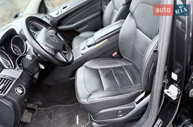 Внедорожник / Кроссовер Mercedes-Benz M-Class 2013 в 
