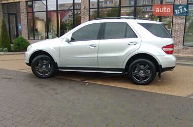 Внедорожник / Кроссовер Mercedes-Benz M-Class 2008 в 