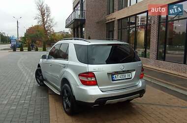 Внедорожник / Кроссовер Mercedes-Benz M-Class 2008 в 