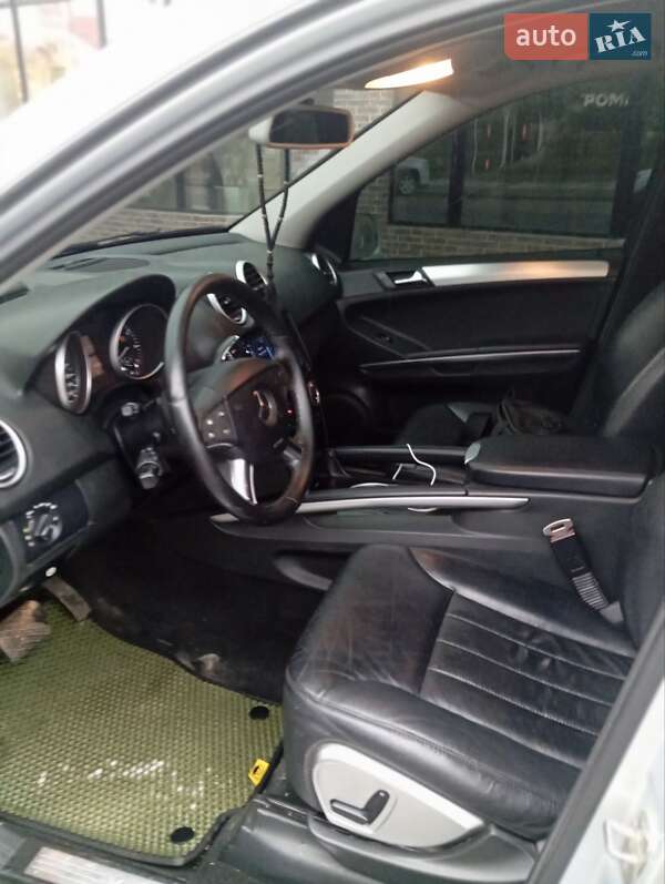 Внедорожник / Кроссовер Mercedes-Benz M-Class 2008 в Ивано-Франковске