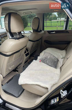 Внедорожник / Кроссовер Mercedes-Benz M-Class 2013 в 