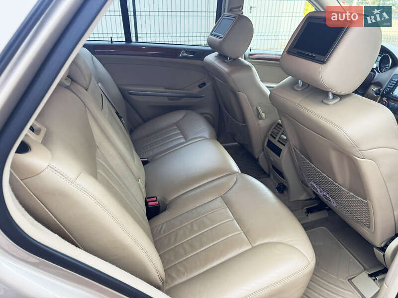 Позашляховик / Кросовер Mercedes-Benz M-Class 2007 в Одесі