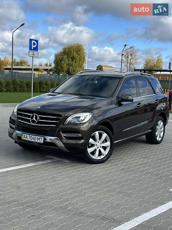 Позашляховик / Кросовер Mercedes-Benz M-Class 2013 в Вінниці