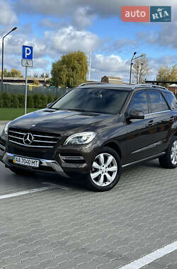 Позашляховик / Кросовер Mercedes-Benz M-Class 2013 в 