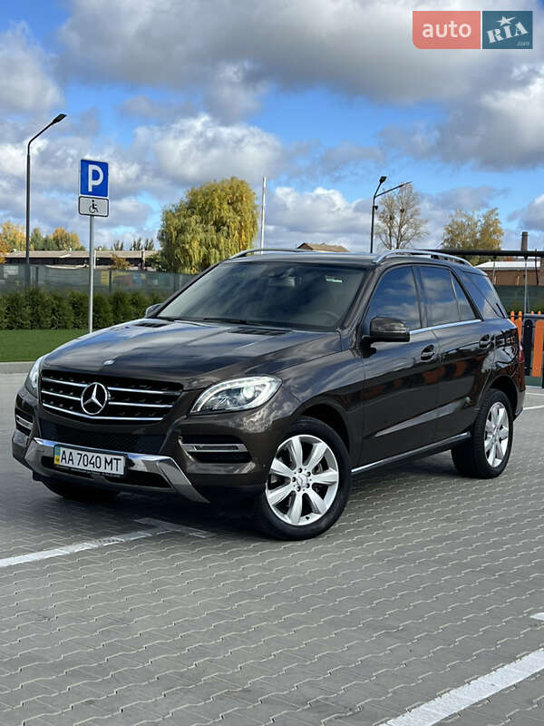 Позашляховик / Кросовер Mercedes-Benz M-Class 2013 в Вінниці