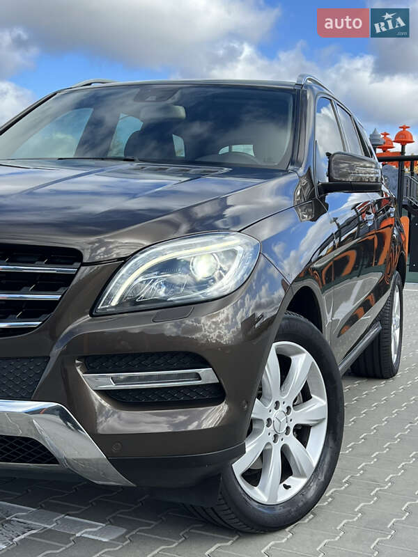 Позашляховик / Кросовер Mercedes-Benz M-Class 2013 в Вінниці
