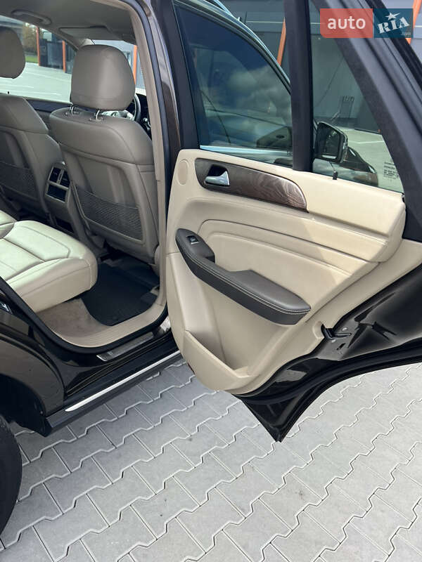 Позашляховик / Кросовер Mercedes-Benz M-Class 2013 в Вінниці