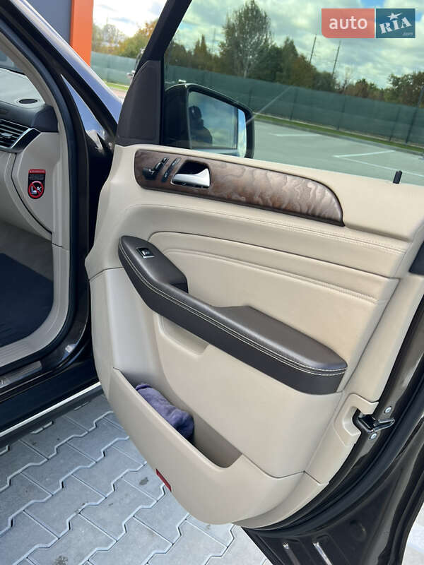 Позашляховик / Кросовер Mercedes-Benz M-Class 2013 в Вінниці