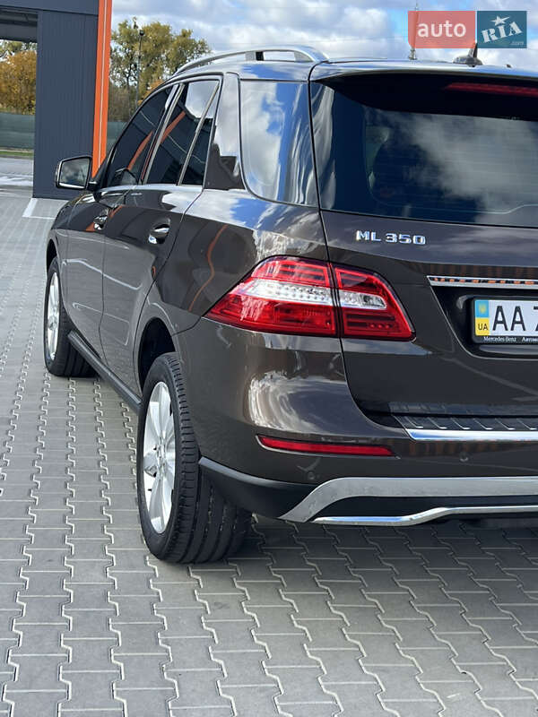 Позашляховик / Кросовер Mercedes-Benz M-Class 2013 в Вінниці