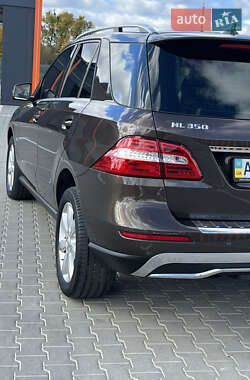 Позашляховик / Кросовер Mercedes-Benz M-Class 2013 в 