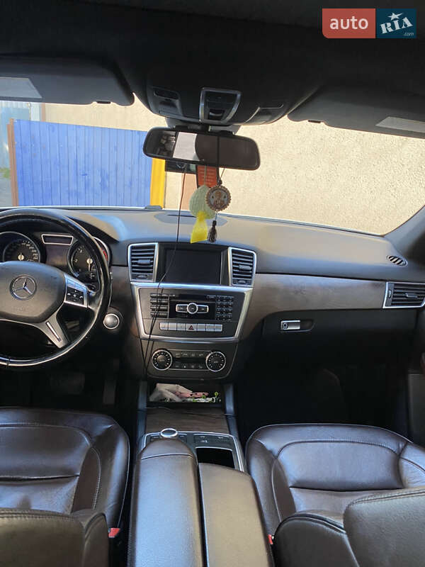 Внедорожник / Кроссовер Mercedes-Benz M-Class 2013 в Виннице