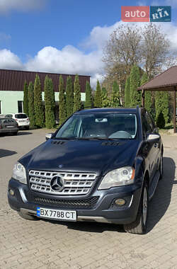Внедорожник / Кроссовер Mercedes-Benz M-Class 2010 в Хмельницком