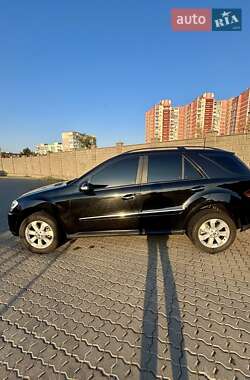 Внедорожник / Кроссовер Mercedes-Benz M-Class 2008 в 