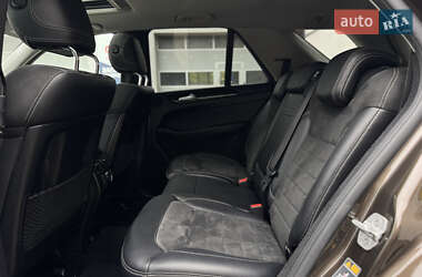 Внедорожник / Кроссовер Mercedes-Benz M-Class 2013 в 