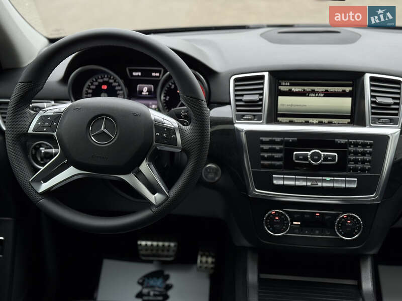 Внедорожник / Кроссовер Mercedes-Benz M-Class 2013 в Луцке