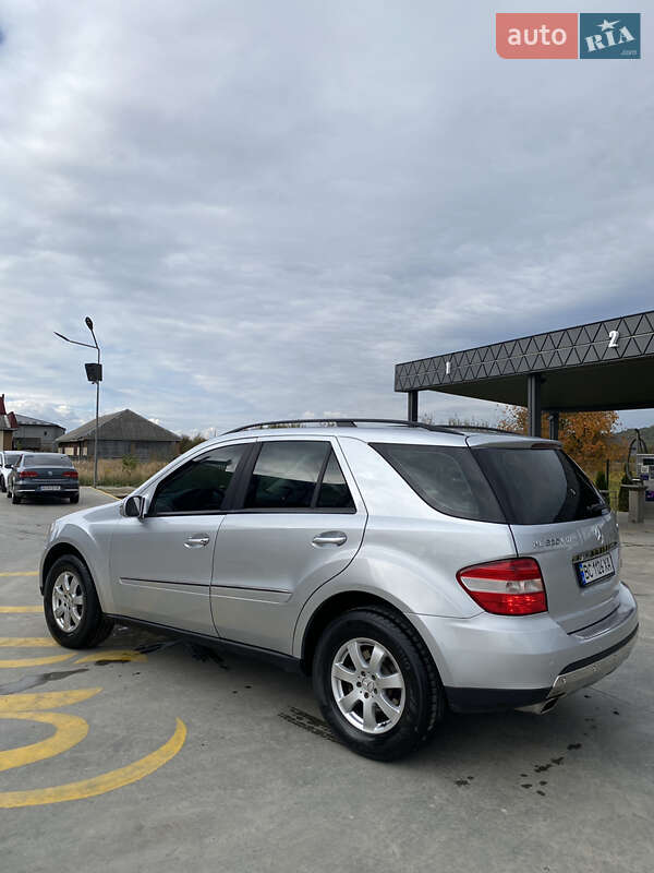 Позашляховик / Кросовер Mercedes-Benz M-Class 2007 в Тячеві
