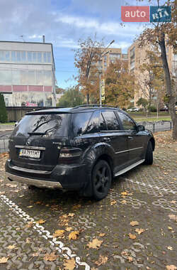Позашляховик / Кросовер Mercedes-Benz M-Class 2007 в 