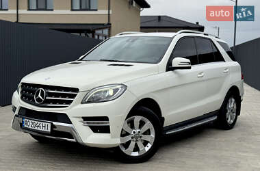 Внедорожник / Кроссовер Mercedes-Benz M-Class 2012 в 