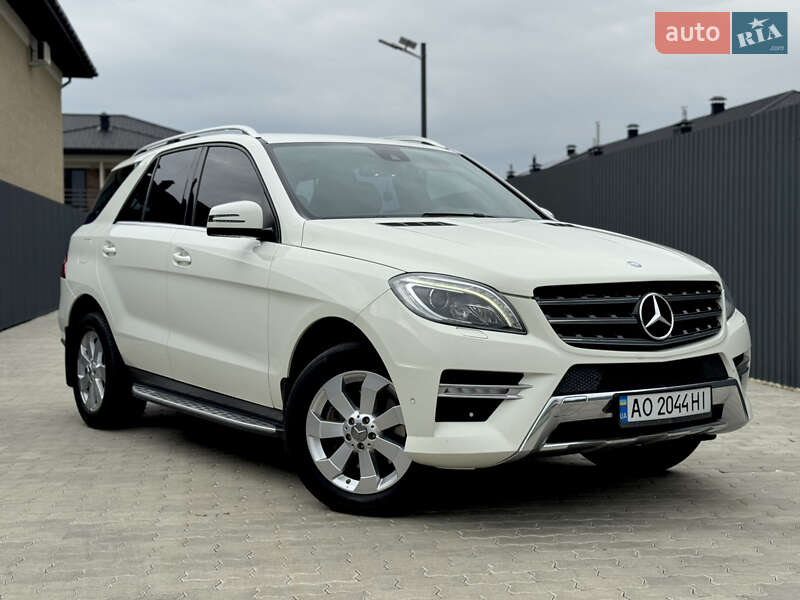 Позашляховик / Кросовер Mercedes-Benz M-Class 2012 в Ужгороді