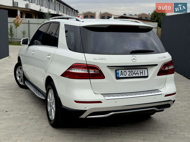 Позашляховик / Кросовер Mercedes-Benz M-Class 2012 в Ужгороді