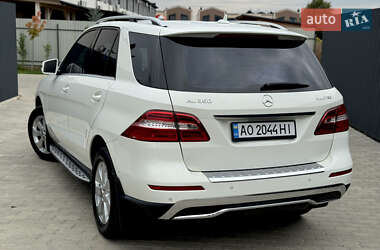 Внедорожник / Кроссовер Mercedes-Benz M-Class 2012 в 