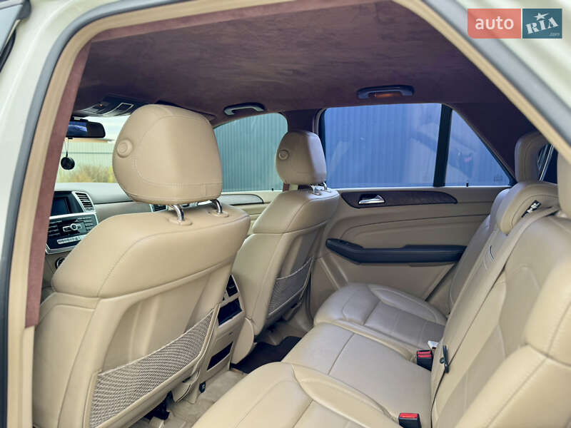 Позашляховик / Кросовер Mercedes-Benz M-Class 2012 в Ужгороді