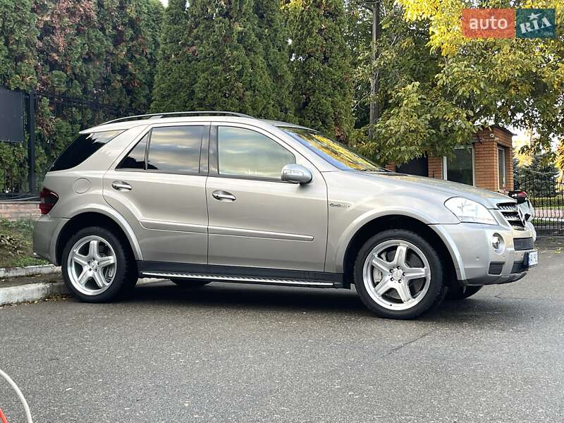 Позашляховик / Кросовер Mercedes-Benz M-Class 2007 в Києві