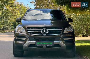 Внедорожник / Кроссовер Mercedes-Benz M-Class 2012 в 
