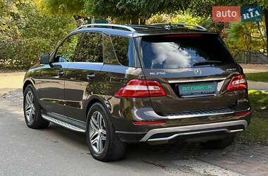Внедорожник / Кроссовер Mercedes-Benz M-Class 2012 в 