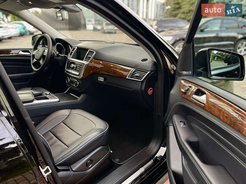 Внедорожник / Кроссовер Mercedes-Benz M-Class 2013 в Одессе