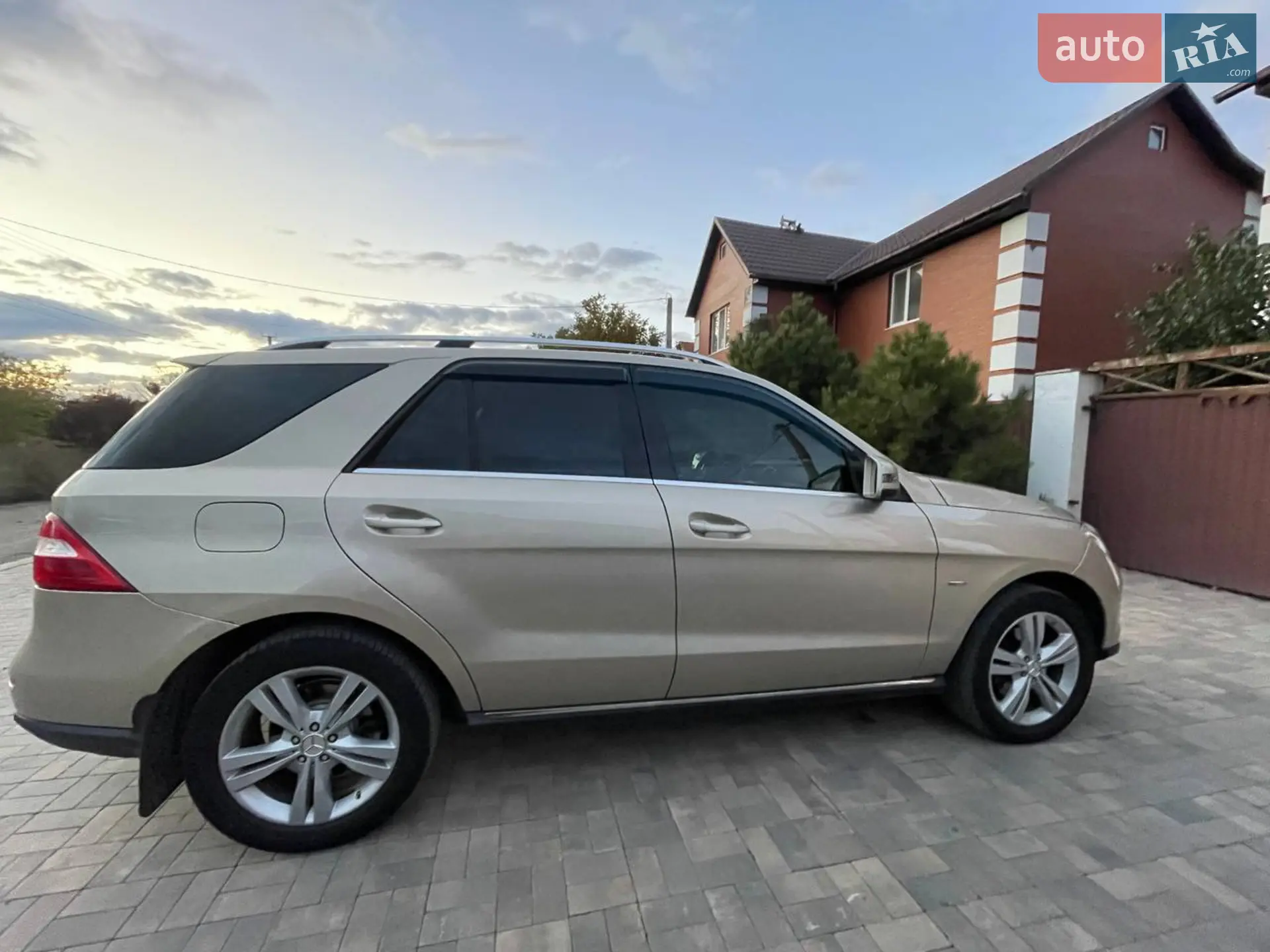 2011 Mercedes-Benz M-klasse - мініатюра 8