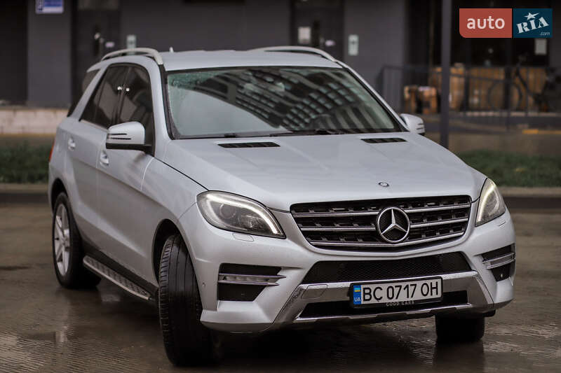 Позашляховик / Кросовер Mercedes-Benz M-Class 2013 в Львові фото 4 Позашляховик / Кросовер Mercedes-Benz M-Class 2013 в Львові