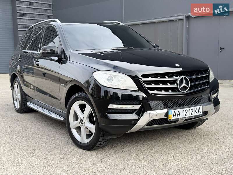 Mercedes-Benz M-Class 2011