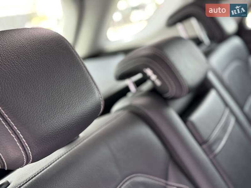 Внедорожник / Кроссовер Mercedes-Benz M-Class 2011 в Киеве