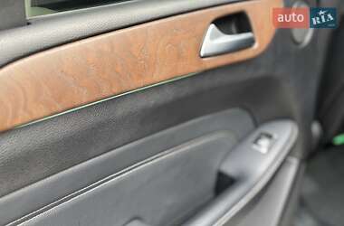Внедорожник / Кроссовер Mercedes-Benz M-Class 2011 в 