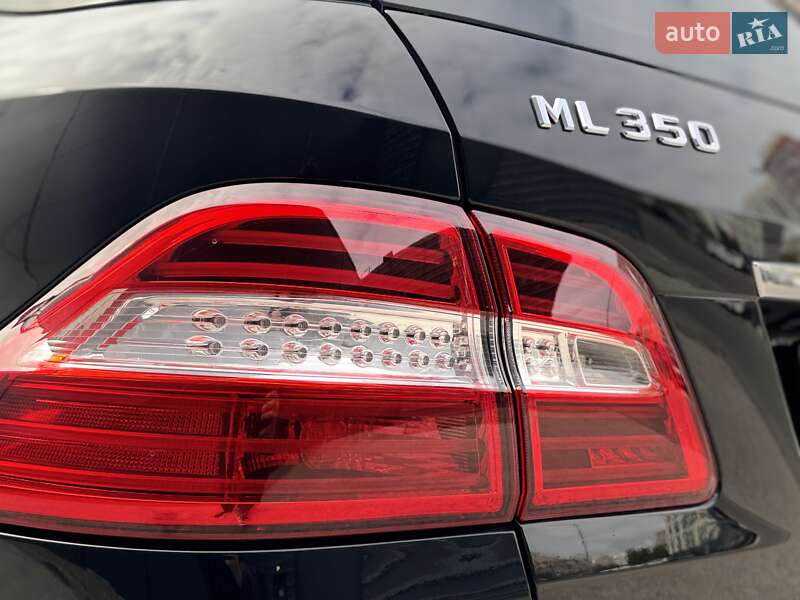 Внедорожник / Кроссовер Mercedes-Benz M-Class 2011 в Киеве