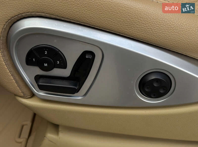 Внедорожник / Кроссовер Mercedes-Benz M-Class 2010 в Кривом Роге