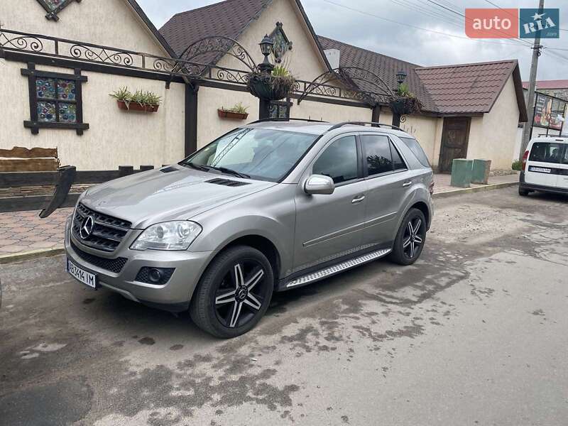 Внедорожник / Кроссовер Mercedes-Benz M-Class 2008 в Житомире