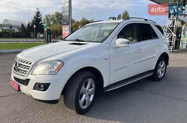 Позашляховик / Кросовер Mercedes-Benz M-Class 2011 в 