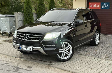 Mercedes-Benz M-Class 2011 Mercedes-Benz M-Class 2011