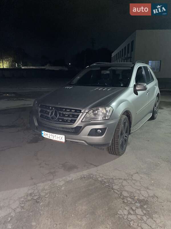 Внедорожник / Кроссовер Mercedes-Benz M-Class 2008 в Житомире