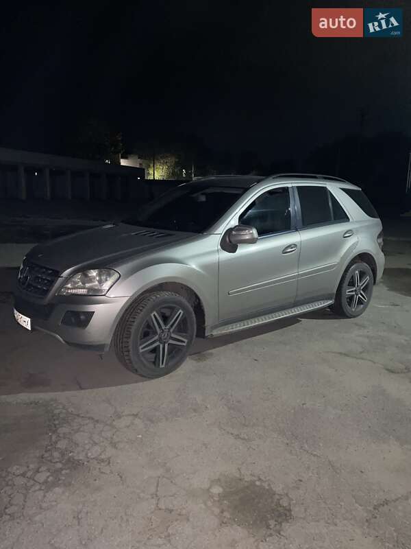 Внедорожник / Кроссовер Mercedes-Benz M-Class 2008 в Житомире