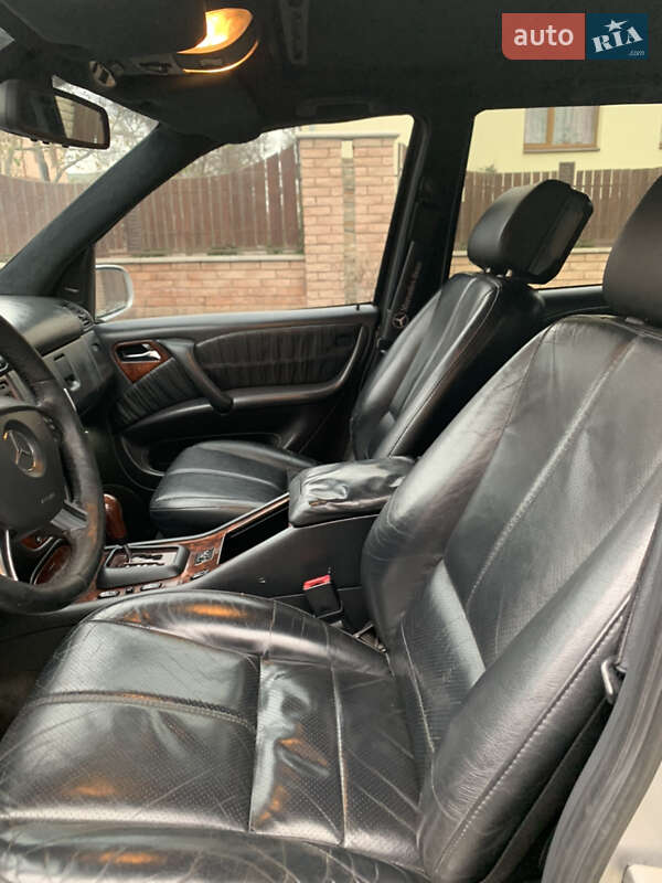 Позашляховик / Кросовер Mercedes-Benz M-Class 2001 в Надвірній фото 12 Позашляховик / Кросовер Mercedes-Benz M-Class 2001 в Надвірній