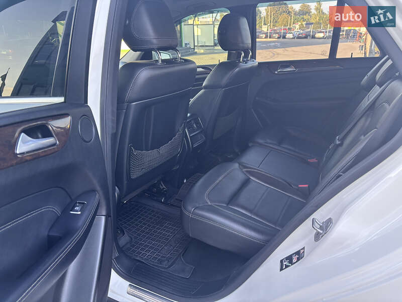 Позашляховик / Кросовер Mercedes-Benz M-Class 2012 в Нововолинську фото 21 Позашляховик / Кросовер Mercedes-Benz M-Class 2012 в Нововолинську