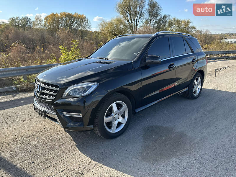 Позашляховик / Кросовер Mercedes-Benz M-Class 2014 в Дніпрі фото 3 Позашляховик / Кросовер Mercedes-Benz M-Class 2014 в Дніпрі